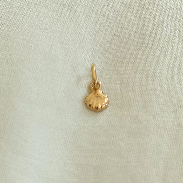 PINGENTE CONCHA VENUS OURO 18K